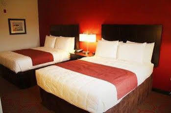 Inn At Hunters Run Watford City 외부 사진