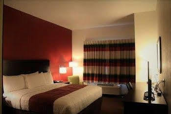 Inn At Hunters Run Watford City 외부 사진