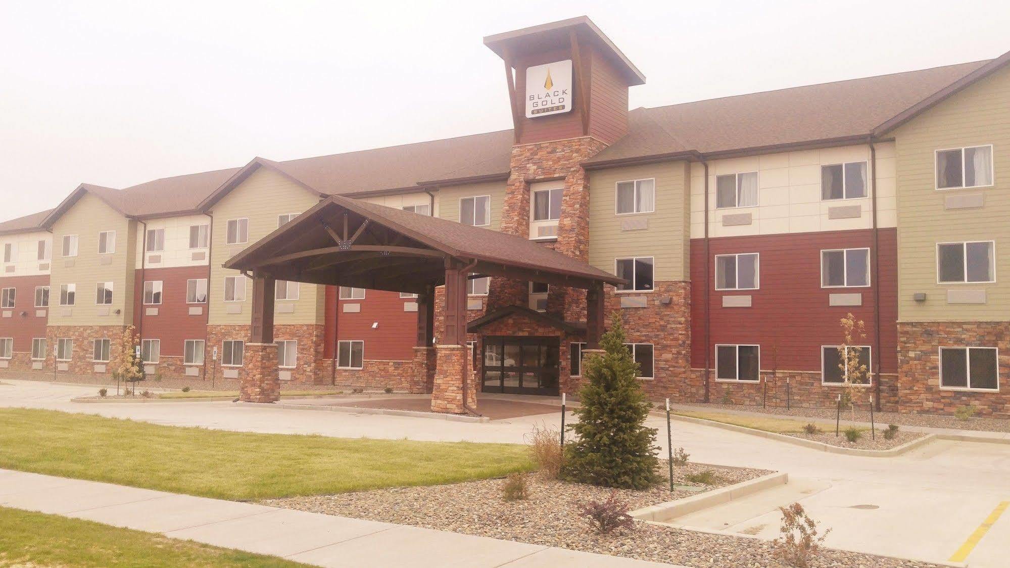 Inn At Hunters Run Watford City 외부 사진