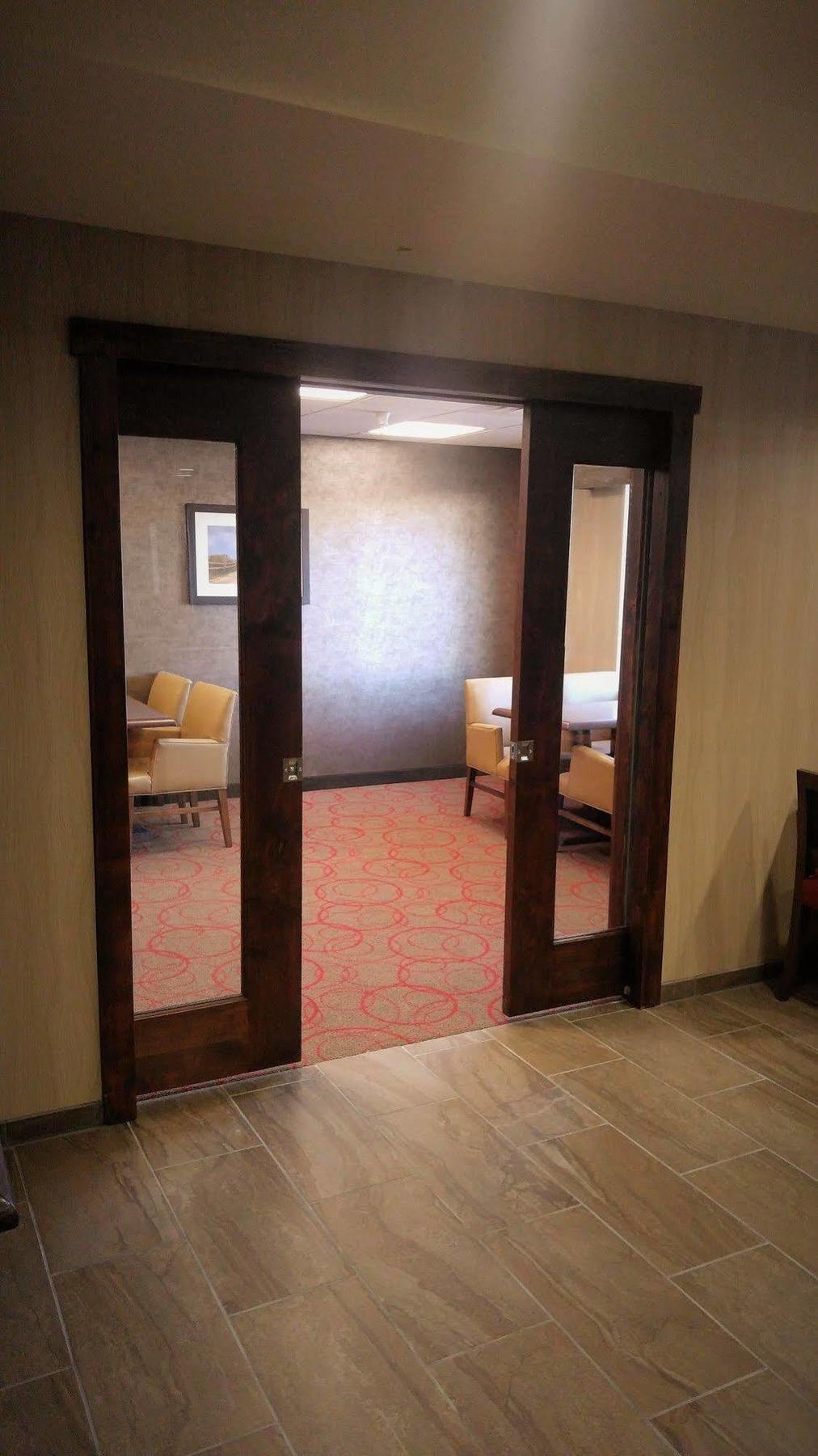 Inn At Hunters Run Watford City 외부 사진